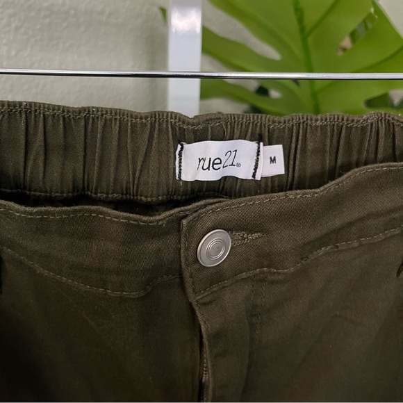 ✨ Rue21 Olive Green Cargo Joggers M | Soft Stretch Utility Streetwear Pants - Picture 3 of 6
